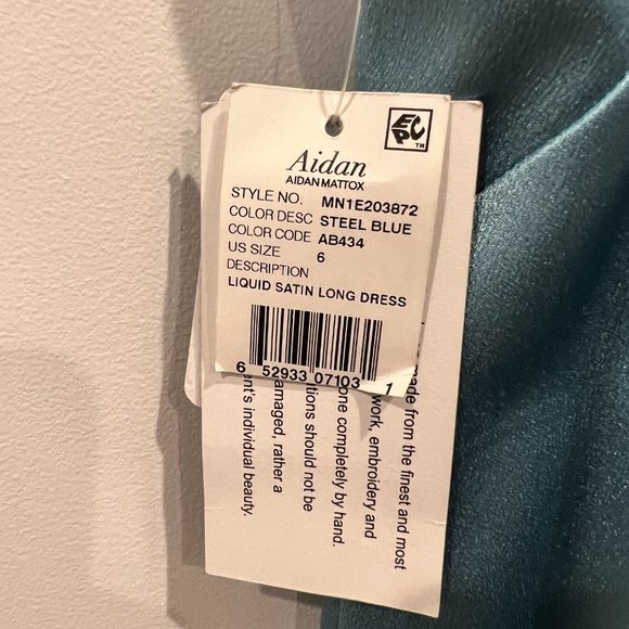 Aidan Mattox cutout silk gown. NEW with Tags - Picture 3 of 3